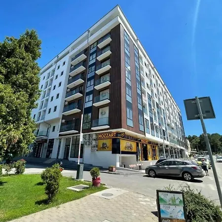 Апартаменты Aqua Lux *